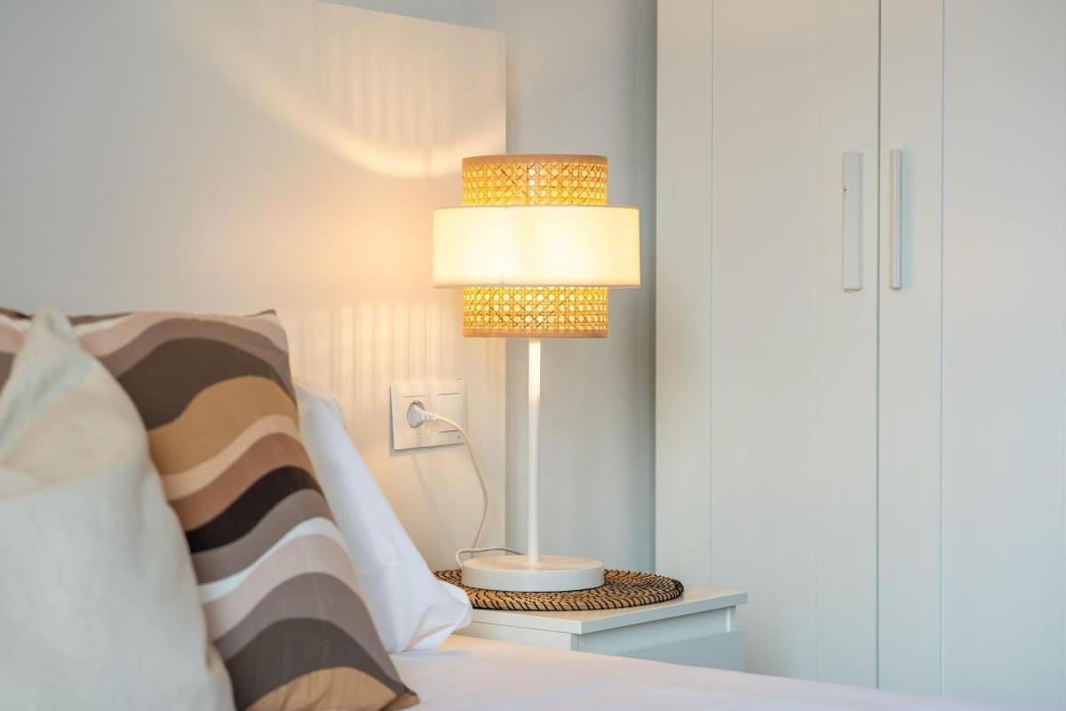 Lodging Apartments Liceu G1 Barcelona Buitenkant foto