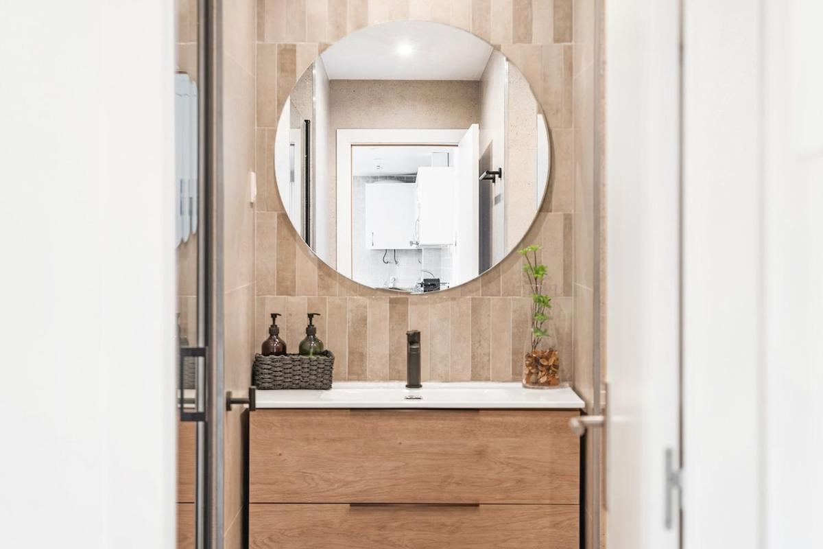 Lodging Apartments Liceu G1 Barcelona Buitenkant foto