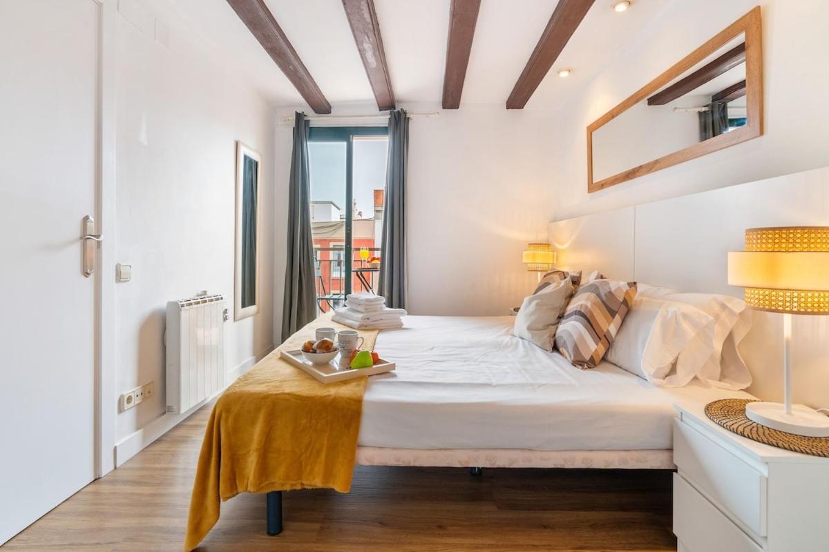 Lodging Apartments Liceu G1 Barcelona Buitenkant foto