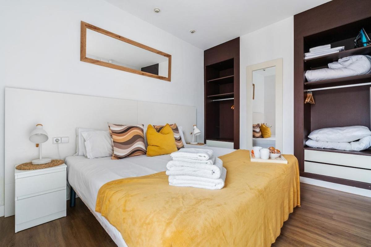 Lodging Apartments Liceu G1 Barcelona Buitenkant foto