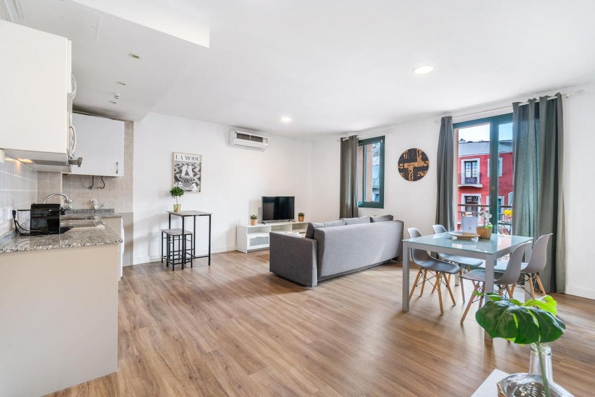 Lodging Apartments Liceu G1 Barcelona Buitenkant foto
