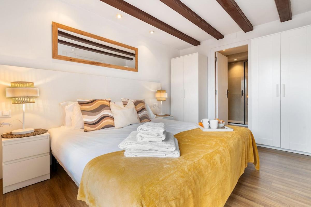 Lodging Apartments Liceu G1 Barcelona Buitenkant foto