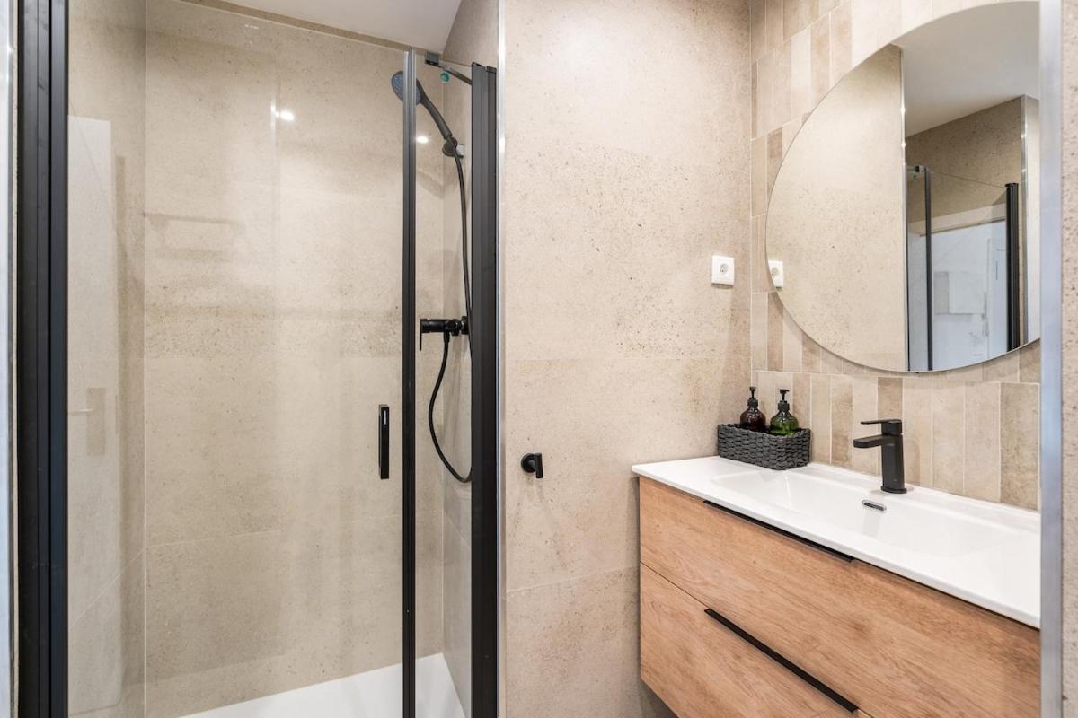 Lodging Apartments Liceu G1 Barcelona Buitenkant foto